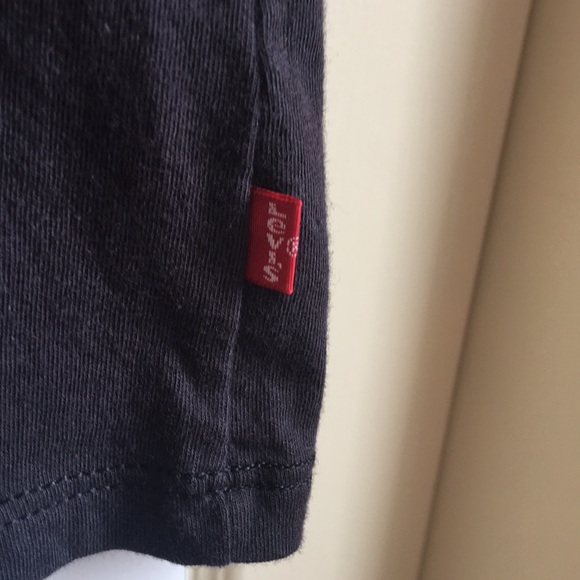 LEVI’S SHORT SLEEVE TOP - Picture 4 of 5